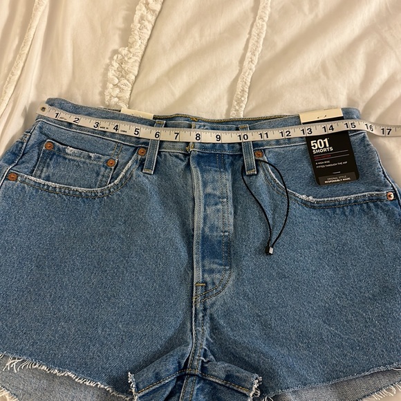 NWT Levi’s 501 denim shorts with raw hem. Size 30. Measurements in pics. - Picture 3 of 10